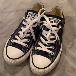 Converse size 7